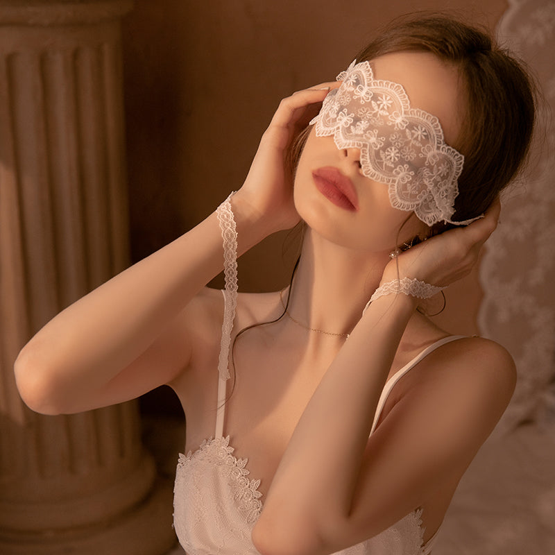 Seductive Lace Blindfold